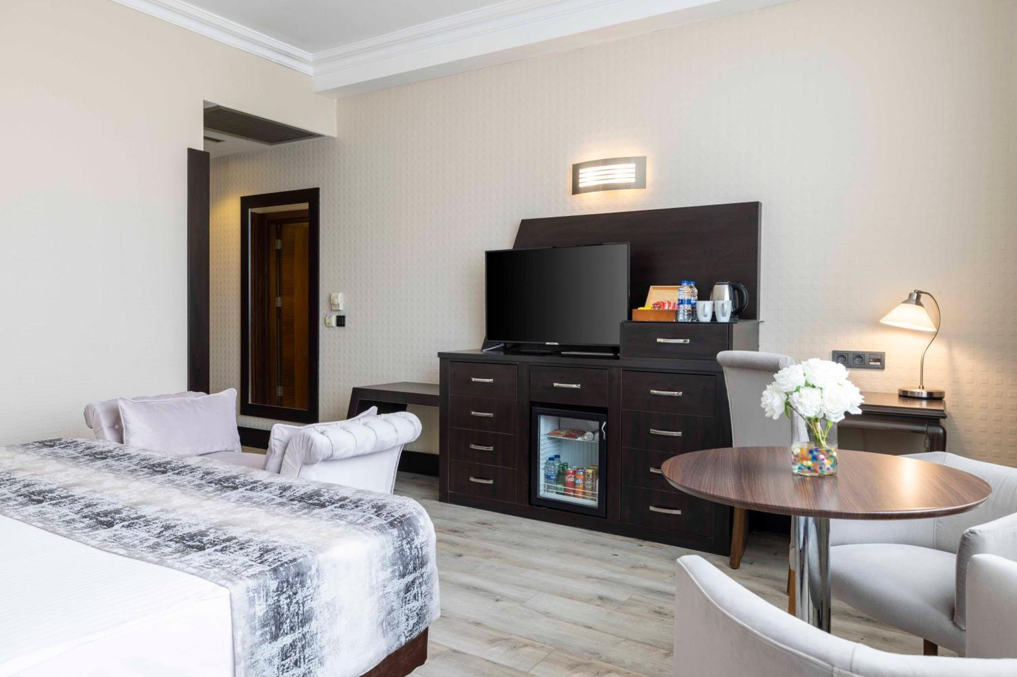 Elite Hotel Dragos Istambul Extérieur photo
