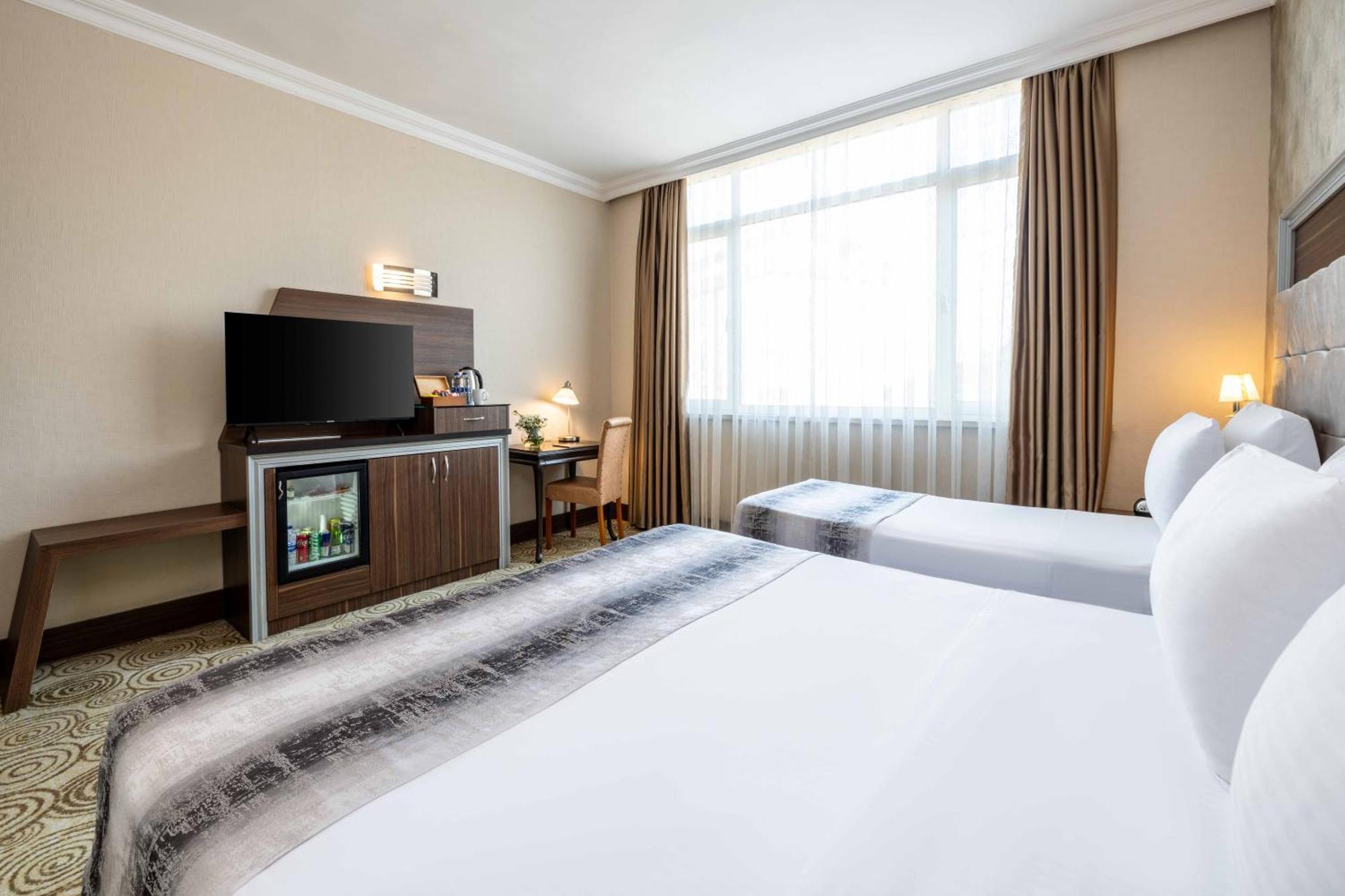 Elite Hotel Dragos Istambul Extérieur photo